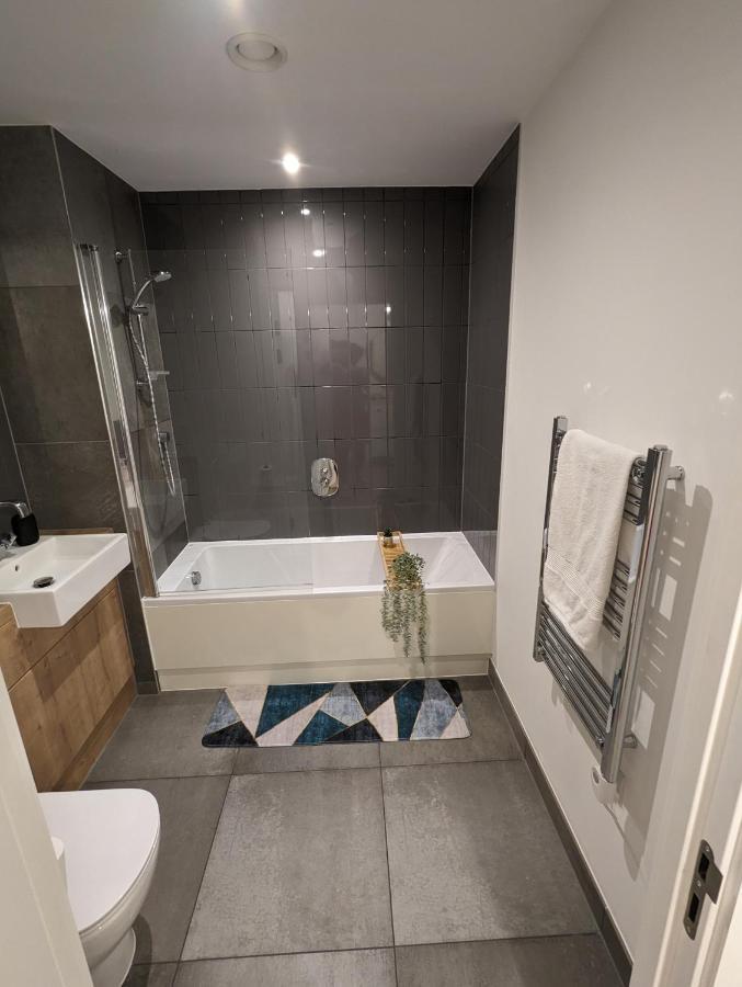 Kingwood Apartaments Londen Buitenkant foto